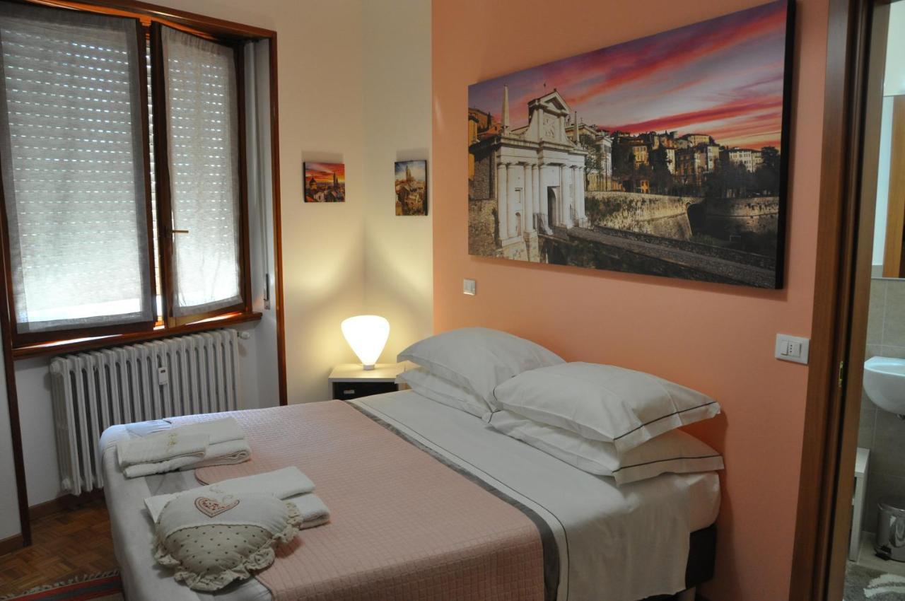 Citywalls Guest House Bergamo Buitenkant foto
