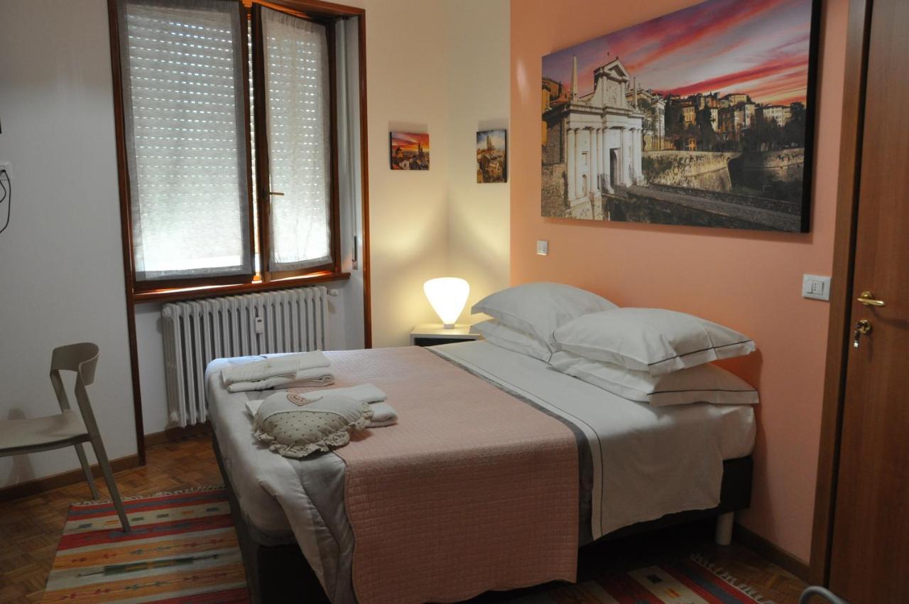 Citywalls Guest House Bergamo Buitenkant foto