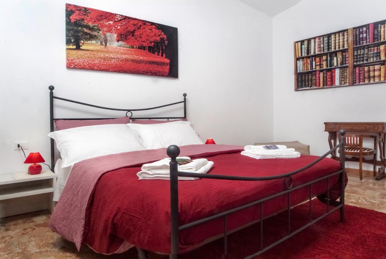 Citywalls Guest House Bergamo Buitenkant foto