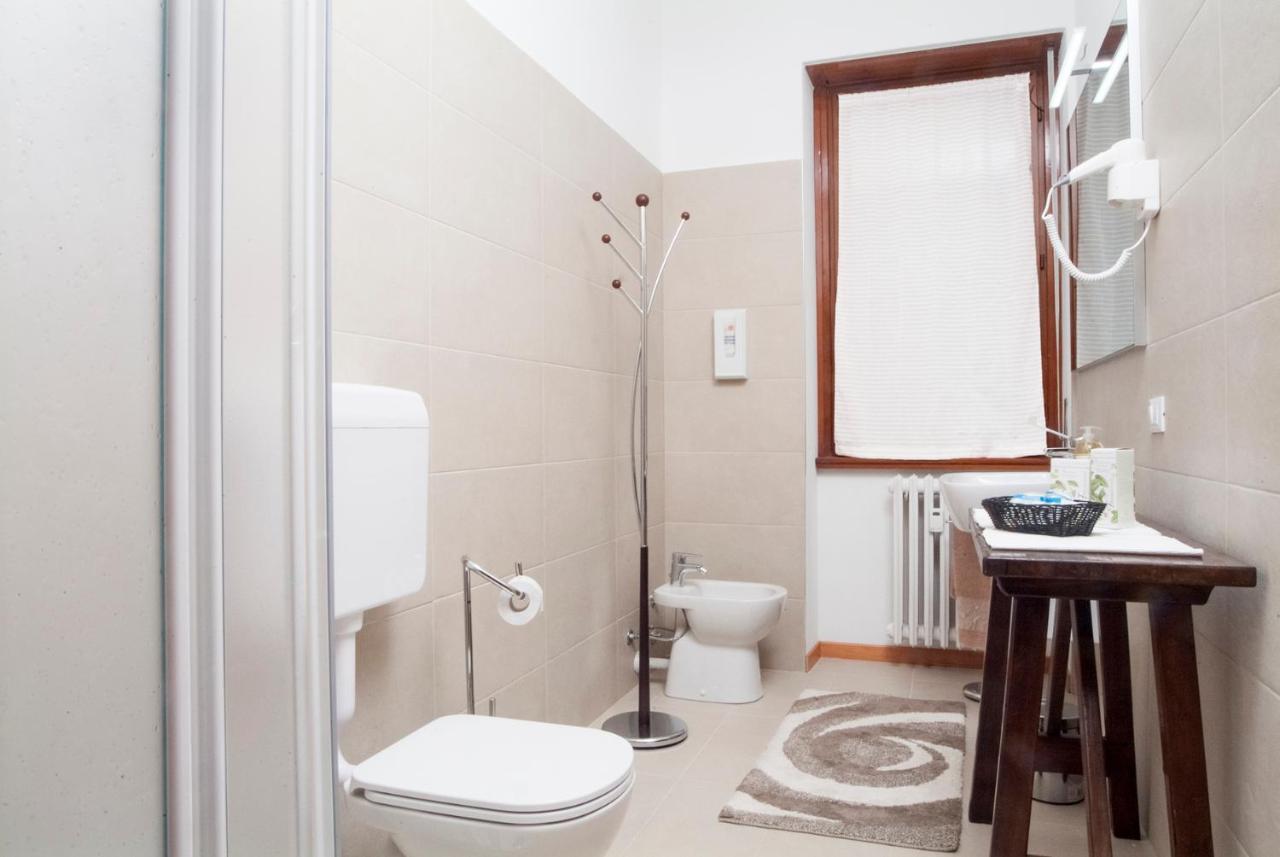Citywalls Guest House Bergamo Buitenkant foto